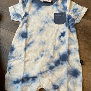 NWT Tie dye Baby Gap 3-6 month short outfit